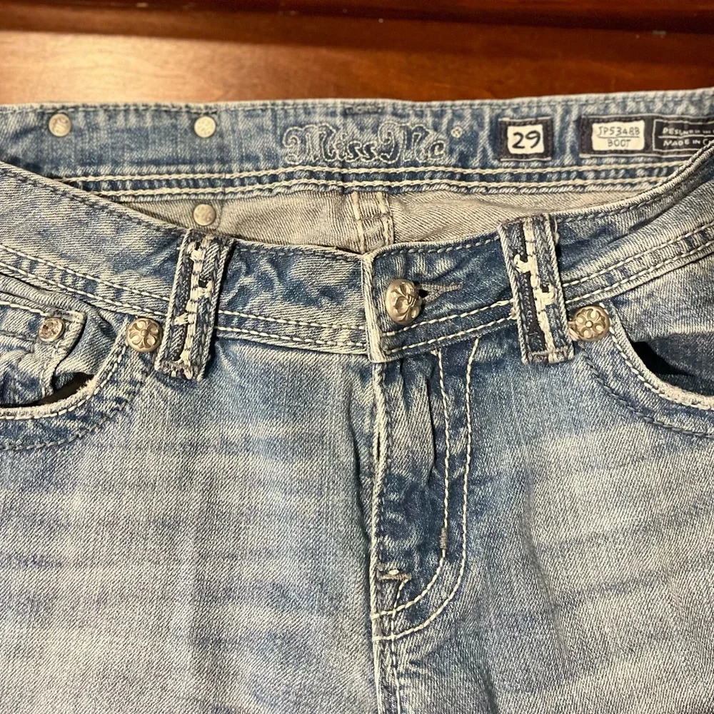 Miss Me Jeans - Picture 2 of 3